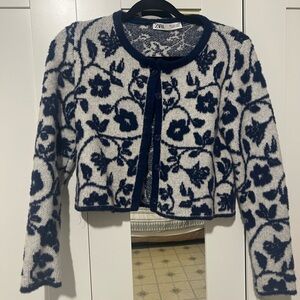 Zara Blue and White Floral Cardigan